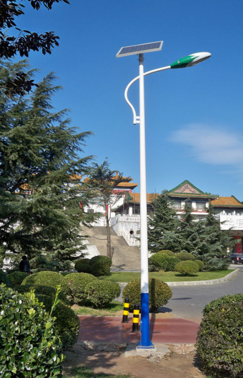 道路太陽能路燈你知道怎么選擇瓦數嗎？